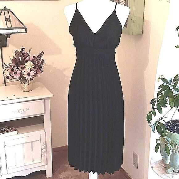 NWT Jessica Simpson Pleated Evening Cocktail Whimsigoth  Dress - Picture 1 of 9
